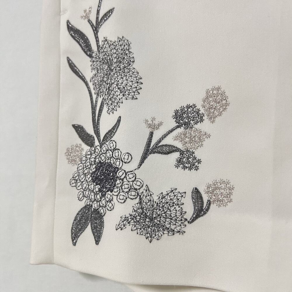 White House Black Market Black Women 6 Embroidered The 5" Short Floral Ivory - Picture 2 of 11
